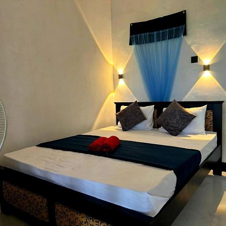 Fly Infinity - Home Stay Kandy Exterior photo
